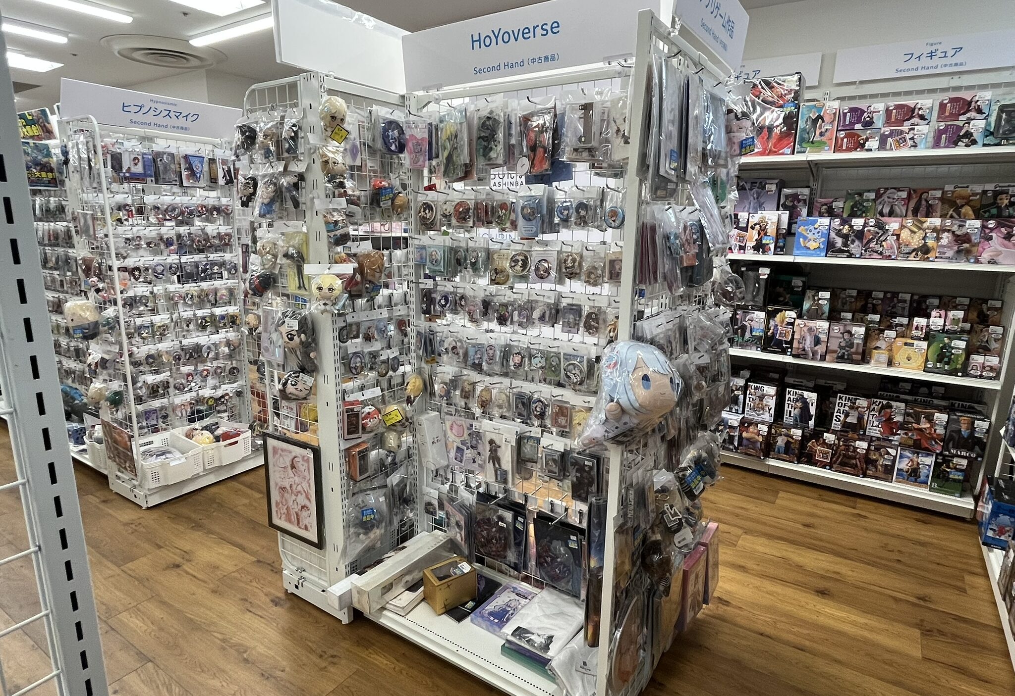 らしんばん柏モディ店　原神グッズ売り場