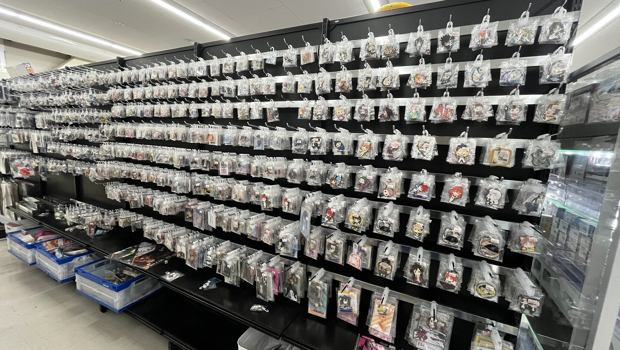 BOOKOFF 春日部豊春店 グッズ売り場