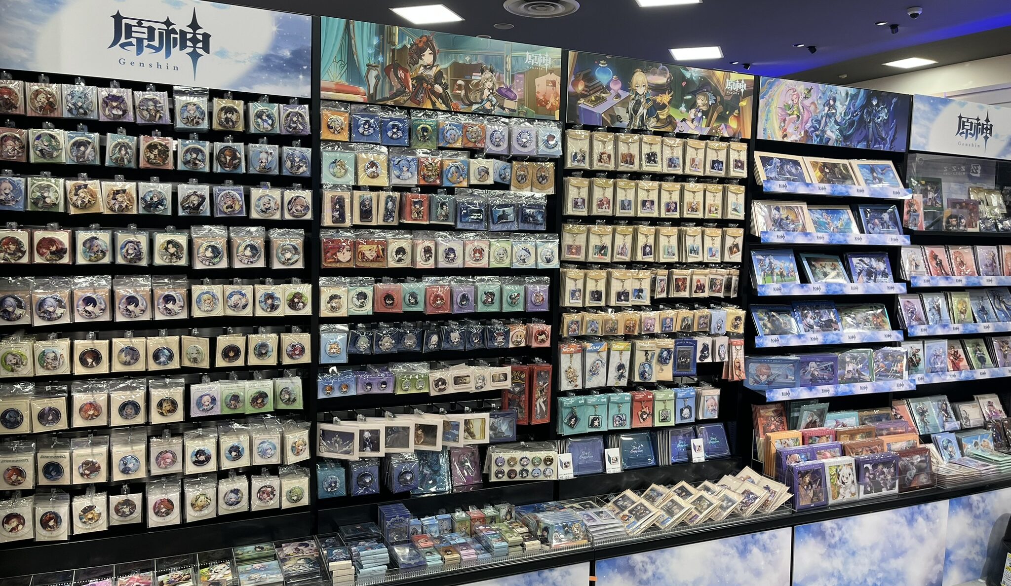 未来屋書店レイクタウン店 原神グッズ売り場